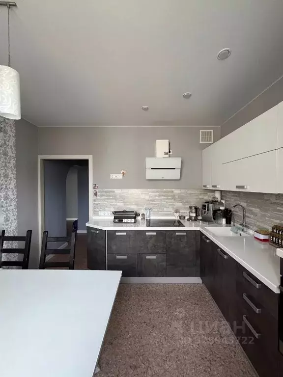 3-к кв. Самарская область, Тольятти ул. 40 лет Победы, 63 (77.9 м) - Фото 2