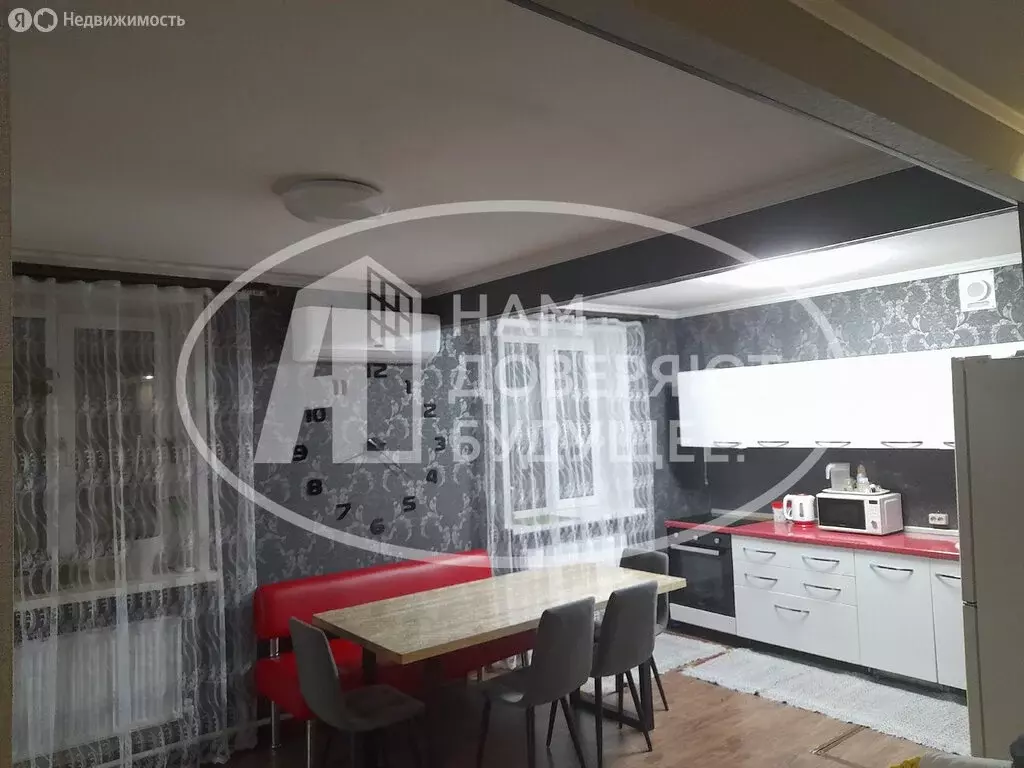 3-комнатная квартира: Чернушка, переулок Трактористов, 8 (87.2 м) - Фото 2