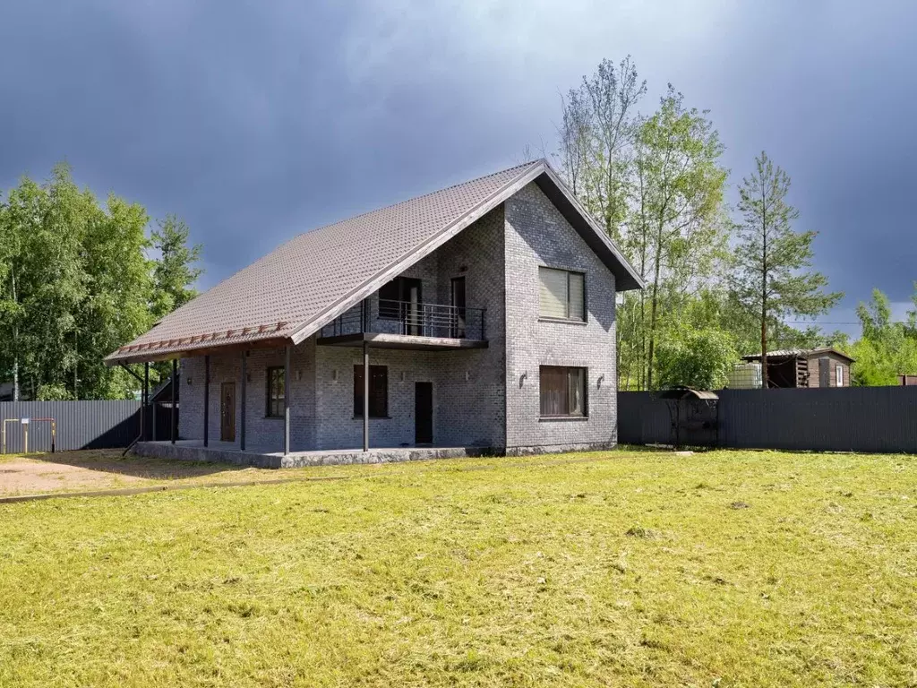 Дом в Ленинградская область, Ломоносовский район, Виллозское городское ... - Фото 1