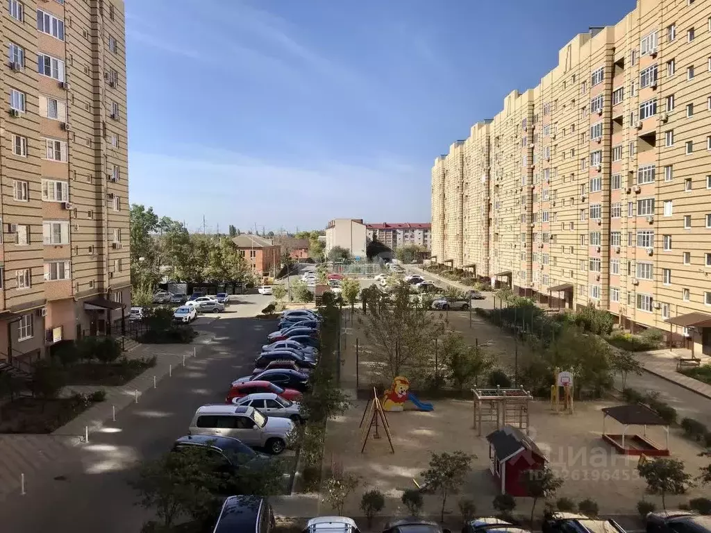 2-к кв. Краснодарский край, Ейск Коммунистическая ул. (75.0 м) - Фото 1