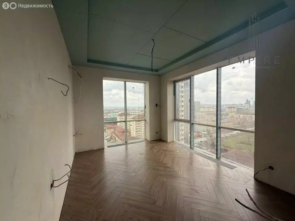 3-комнатная квартира: Грозный, Санкт-Петербургская улица, 27к1 (80 м) - Фото 2