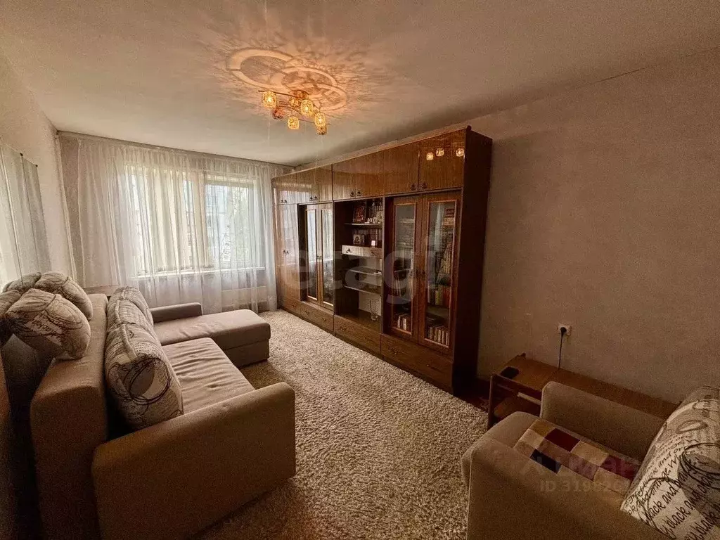 2-к кв. Псковская область, Остров Коммунистическая ул., 4 (47.7 м) - Фото 1