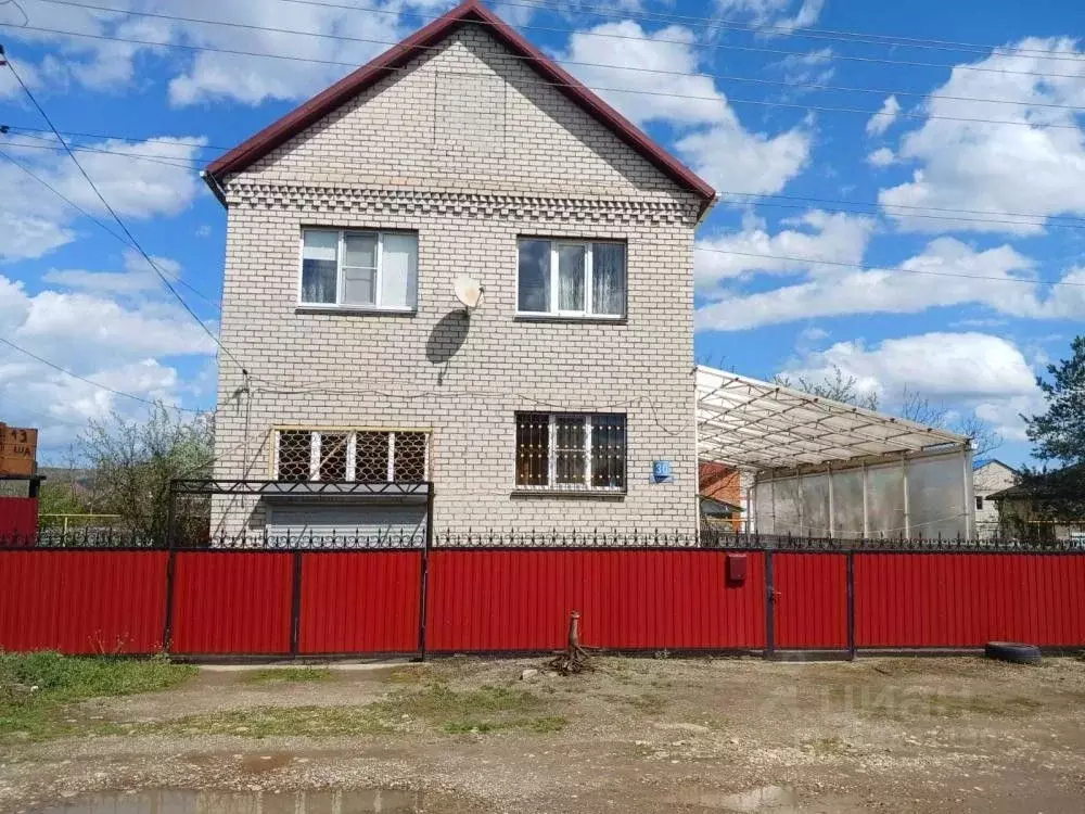 Дом в Краснодарский край, Апшеронск Липовая ул., 30 (141 м) - Фото 0