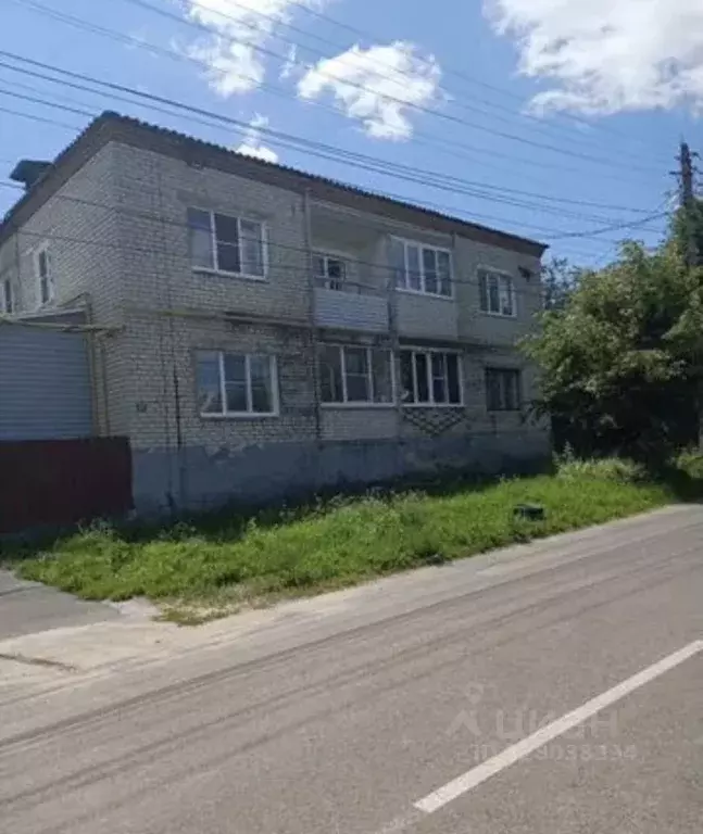 3-к кв. Курская область, Рыльск ул. Луначарского, 21Б (61.5 м) - Фото 1