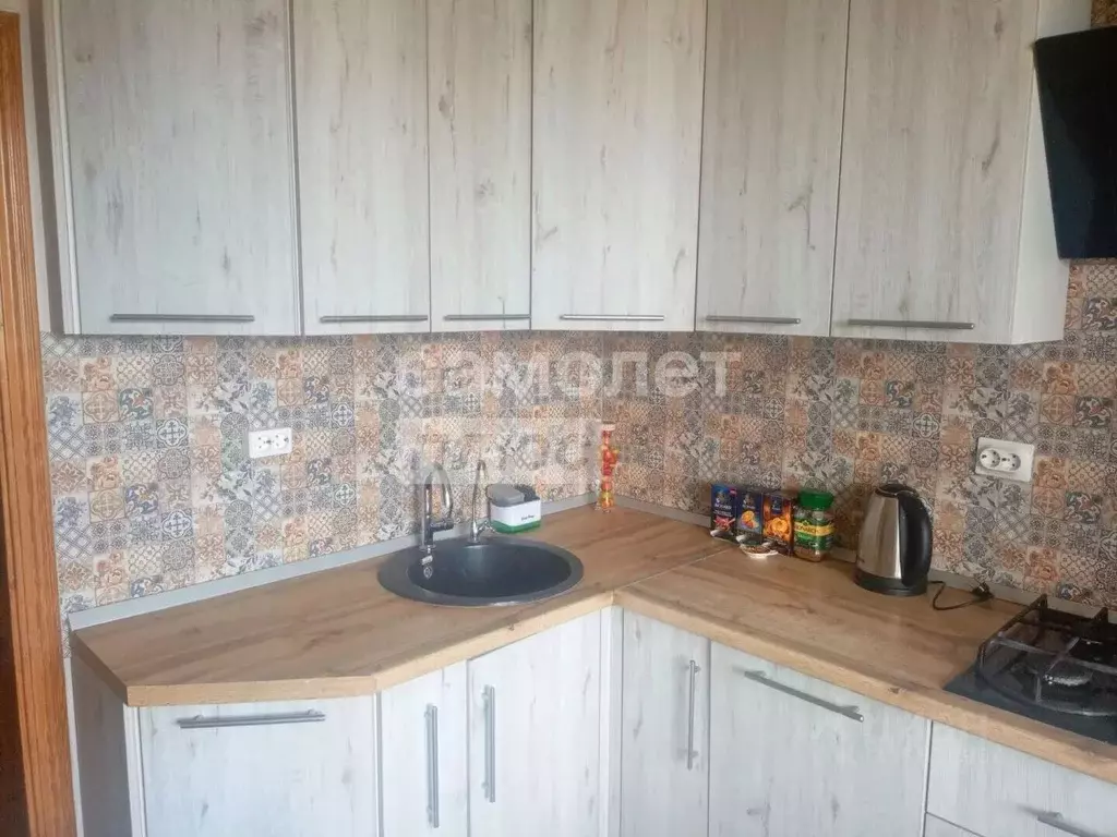 2-к кв. Белгородская область, Белгород ул. Щорса, 49 (76.4 м) - Фото 1