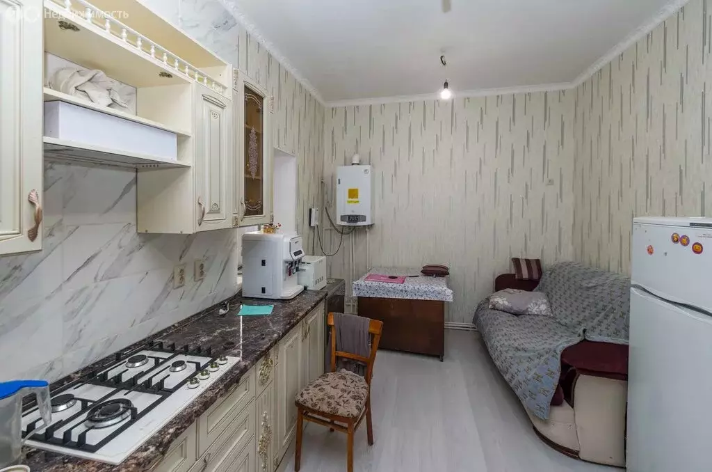 Дом в Ростов-на-Дону, улица Дарвина (180 м) - Фото 0