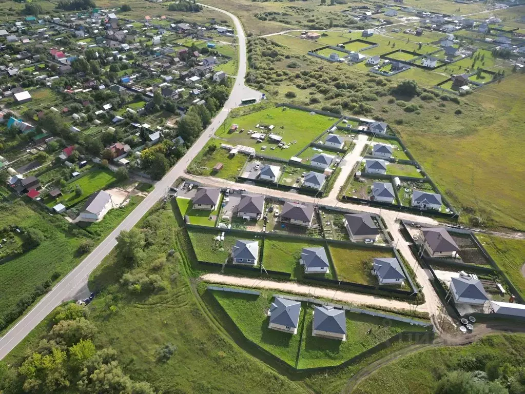 Участок в Тюменская область, Тюменский район, с. Ембаево ул. ... - Фото 1