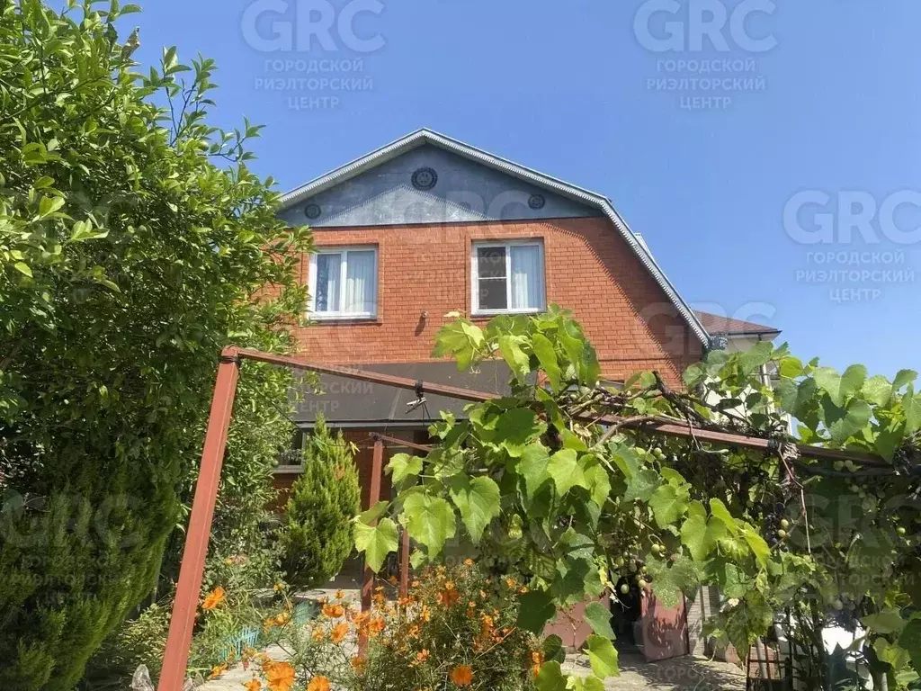 Дом в Краснодарский край, Сочи Восточная ул. (200 м) - Фото 1