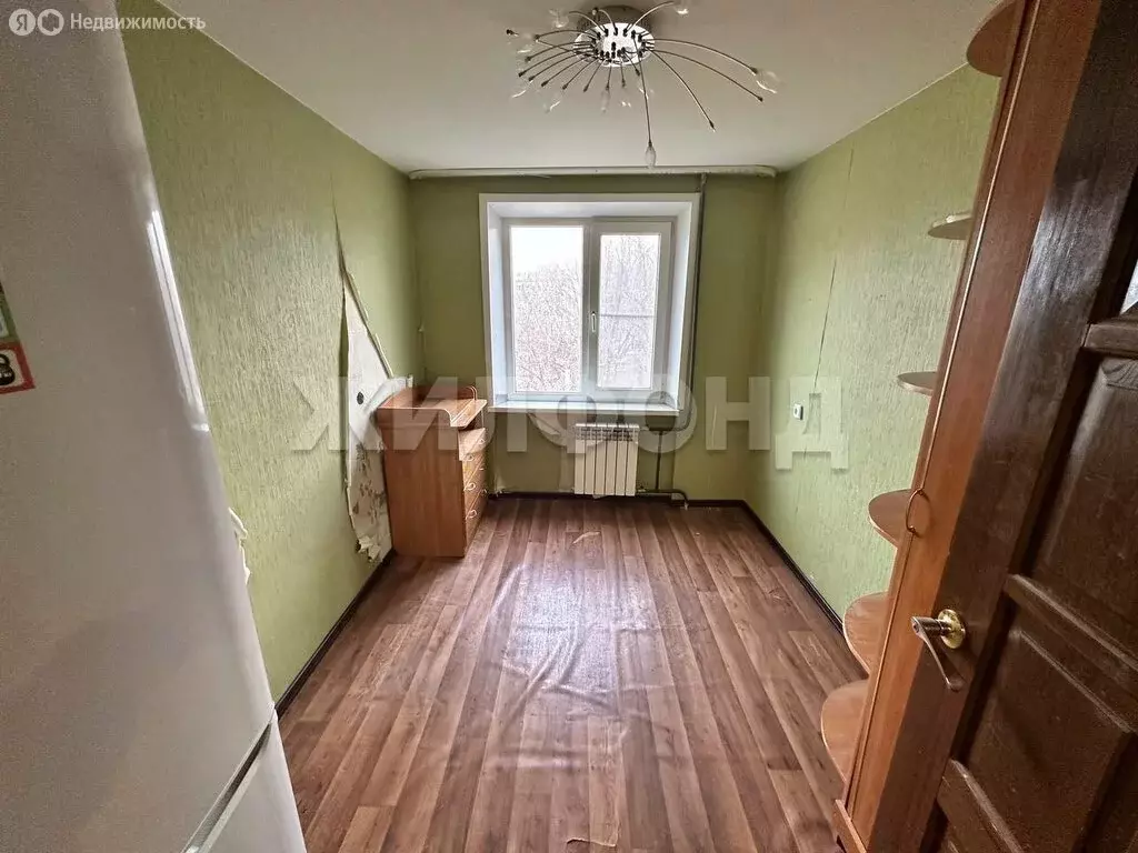 4-комнатная квартира: село Климовка, улица Ленина, 41 (64.4 м) - Фото 1