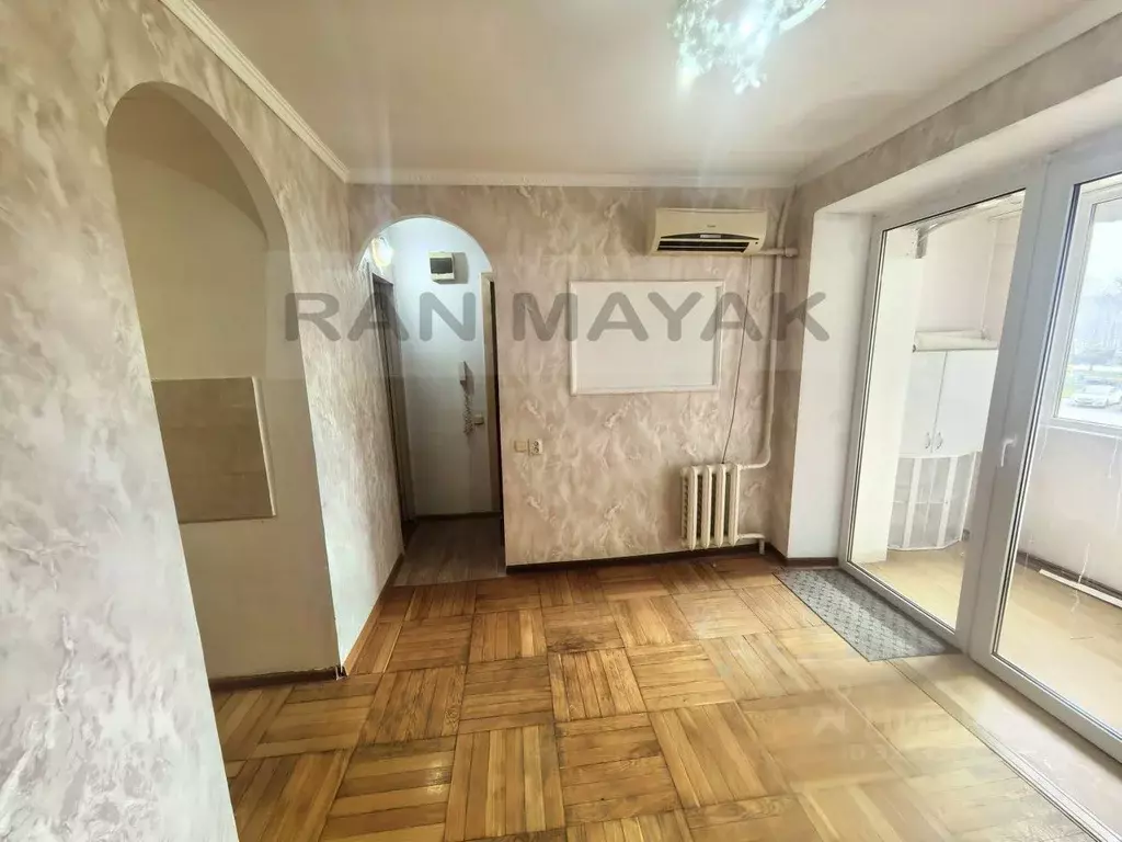 2-к кв. Адыгея, Майкоп ул. Димитрова, 16 (38.4 м) - Фото 1