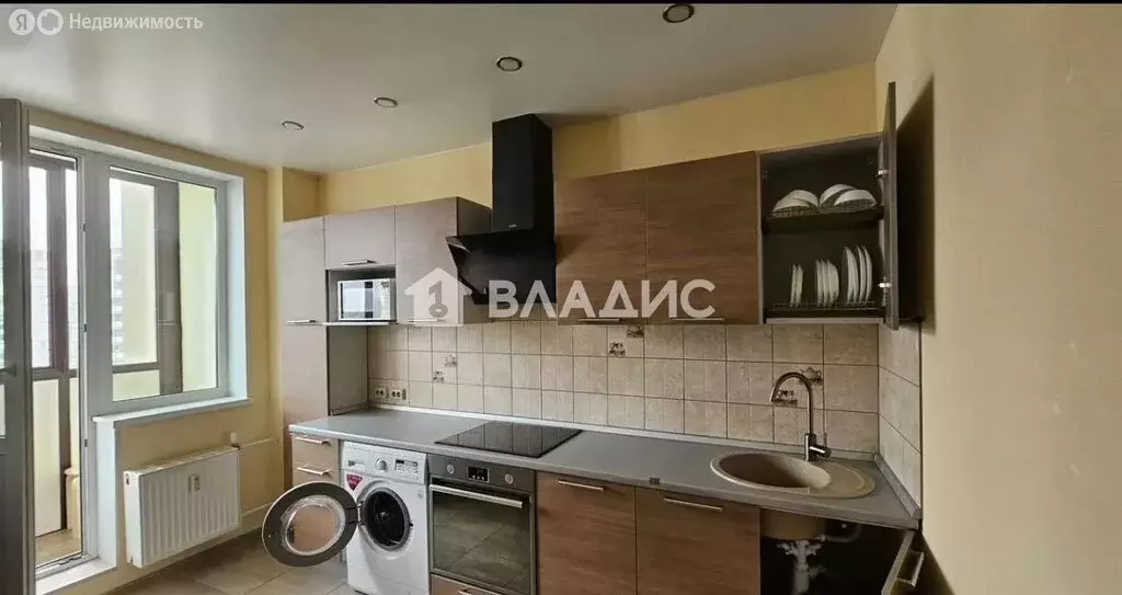 1-комнатная квартира: Мурино, Охтинская аллея, 16 (33 м) - Фото 1
