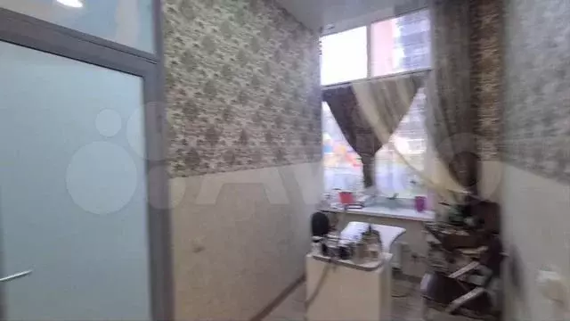 Действующий салон красоты, 78м 1 этаж. вода - Фото 1