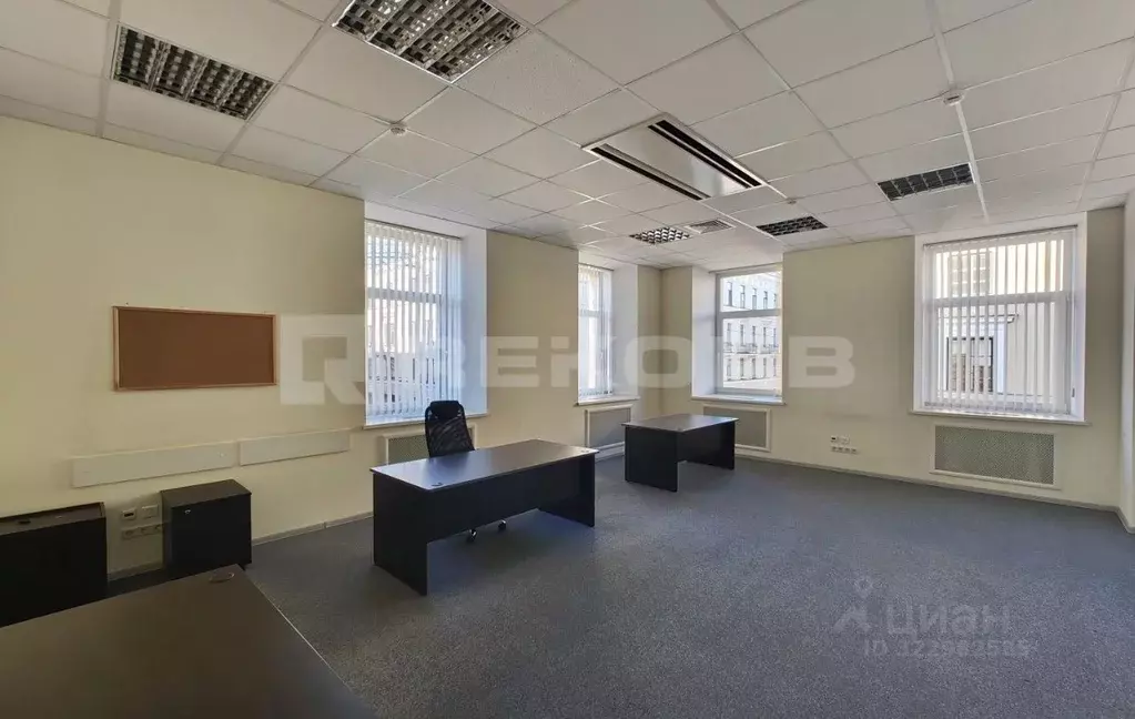 Офис в Санкт-Петербург Конногвардейский пер., 4 (103 м) - Фото 1