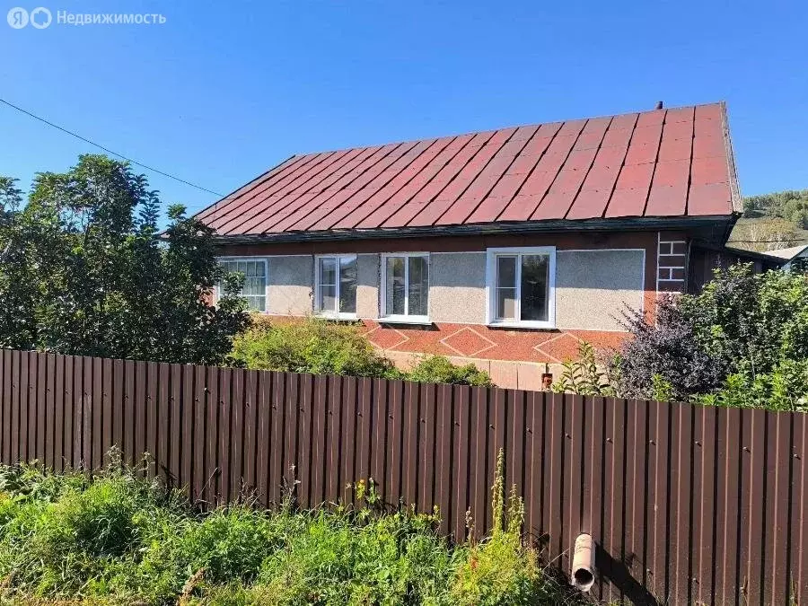 Дом в село Солонешное, Алтайская улица, 19 (63.8 м) - Фото 1