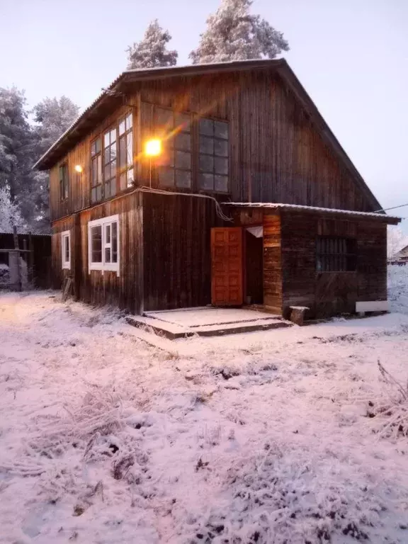Дом в Карелия, Беломорский муниципальный округ, пос. Летнереченский ... - Фото 1