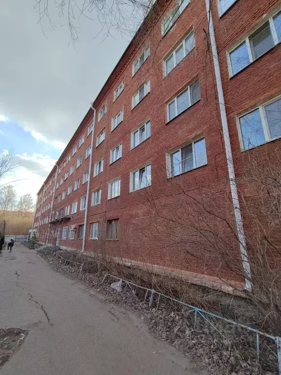 Комната Омская область, Омск просп. Мира, 32Б (16.9 м) - Фото 1