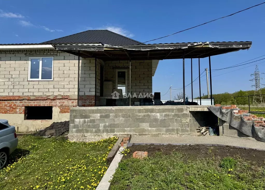 Дом в Белгородская область, Старый Оскол ул. Парковая, 67/41 (150 м) - Фото 0