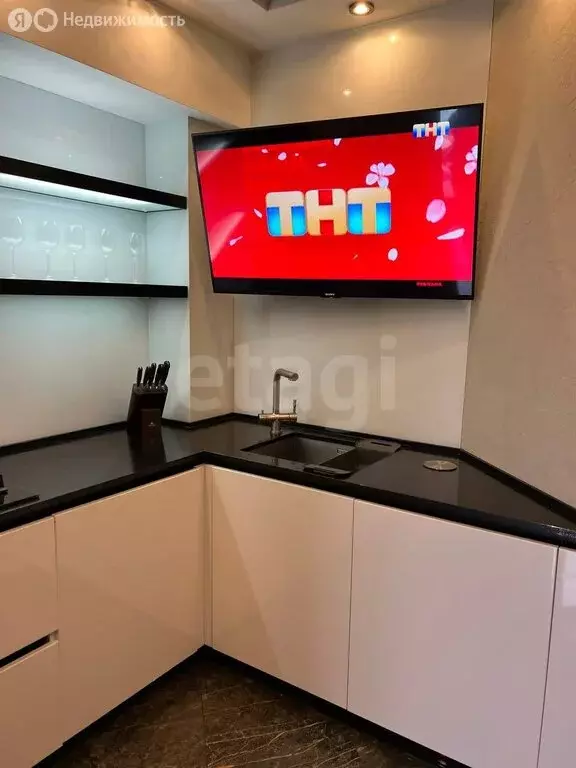 2-комнатная квартира: Пионерский, улица Гагарина, 13 (62 м) - Фото 1