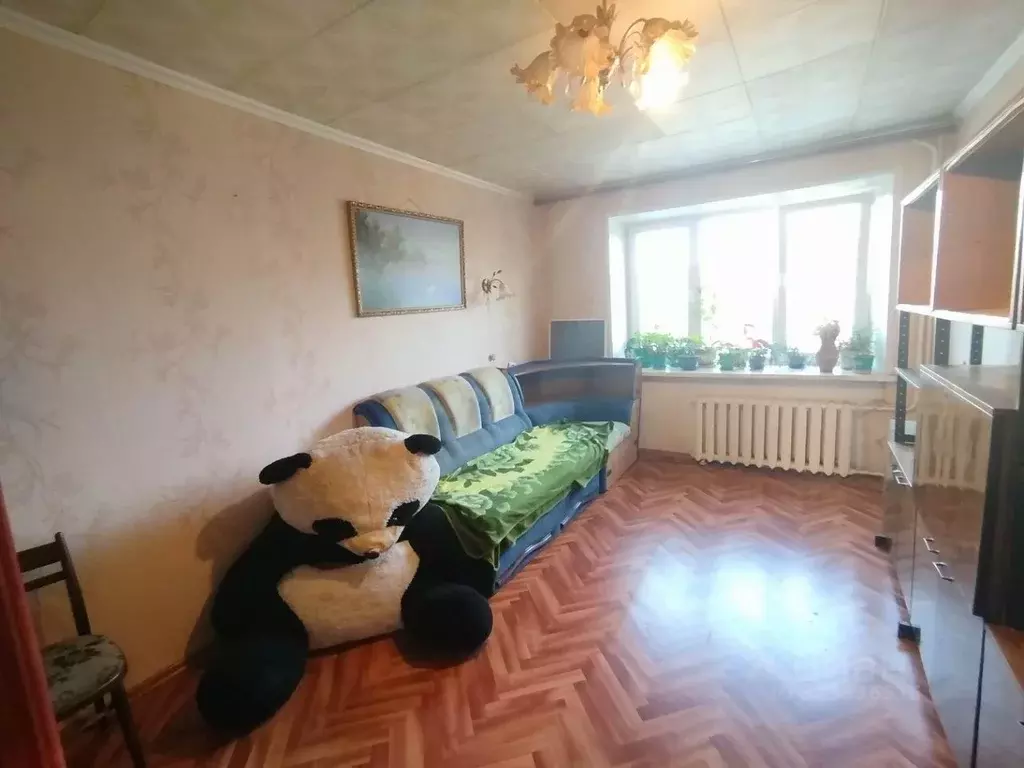 3-к кв. Ярославская область, Рыбинск Карякинская ул., 90 (58.7 м) - Фото 1