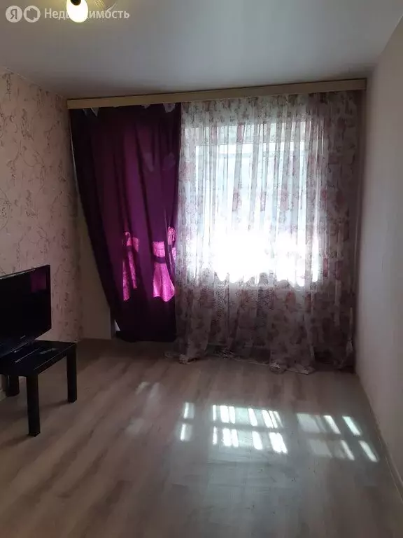 1-комнатная квартира: Отрадное, Заводская улица, 3 (30 м) - Фото 0