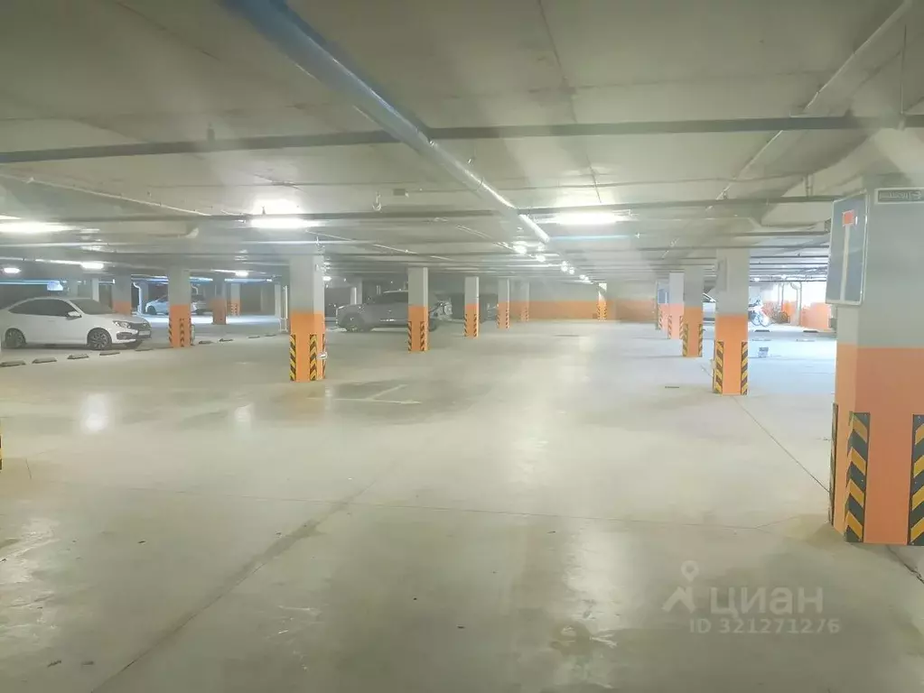 Гараж в Астраханская область, Астрахань ул. Бабефа, 6Вк3 (13 м) - Фото 1