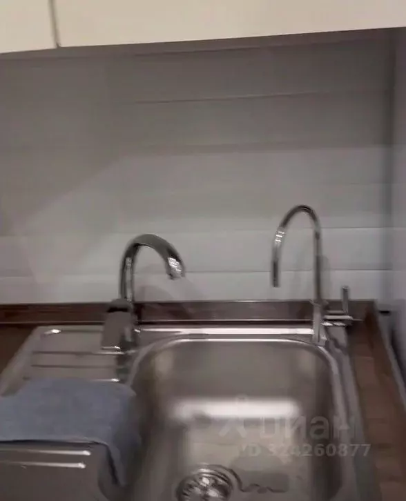 1-к кв. Брянская область, Брянск ул. Ромашина, 33к1 (36.0 м) - Фото 0