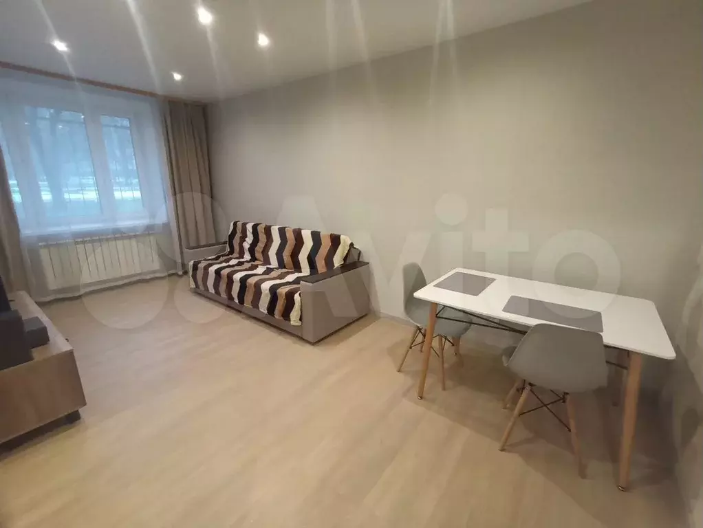 1-к. квартира, 30 м, 1/9 эт. - Фото 1