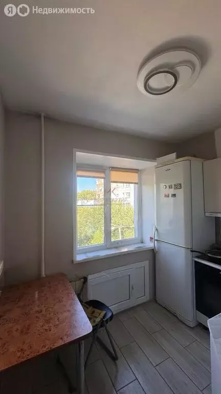3-комнатная квартира: Абакан, улица Пушкина, 50 (62 м) - Фото 1