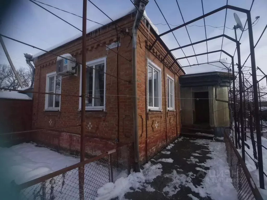 Дом в Краснодарский край, Павловская ст-ца ул. Луначарского, 12 (61 м) - Фото 2