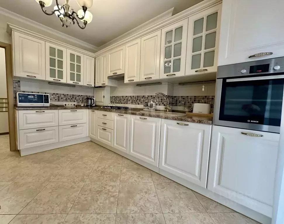 2-к кв. Калининградская область, Калининград Батальная ул., 5 (60.2 м) - Фото 1