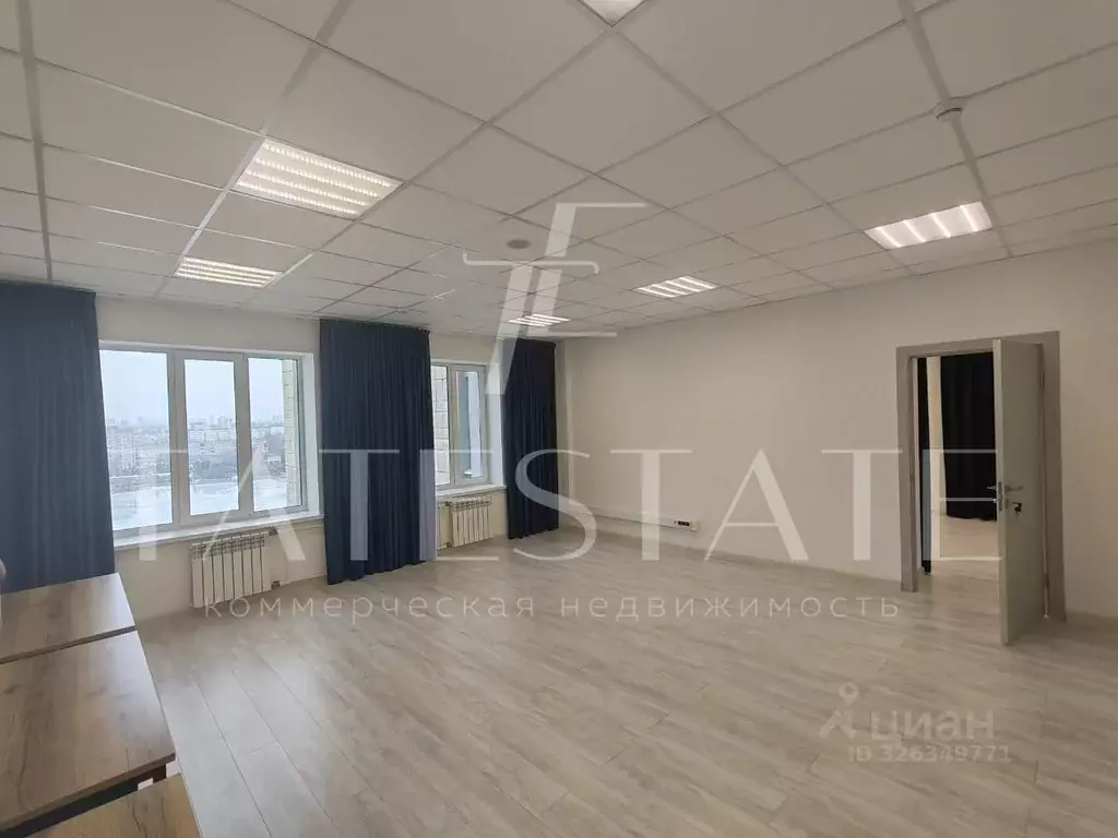 Офис в Татарстан, Казань ул. Ахтямова, 1 (35 м) - Фото 2