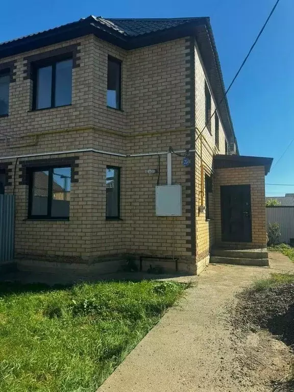 Таунхаус в Оренбургская область, Оренбургский район, с. Нежинка ул. ... - Фото 0