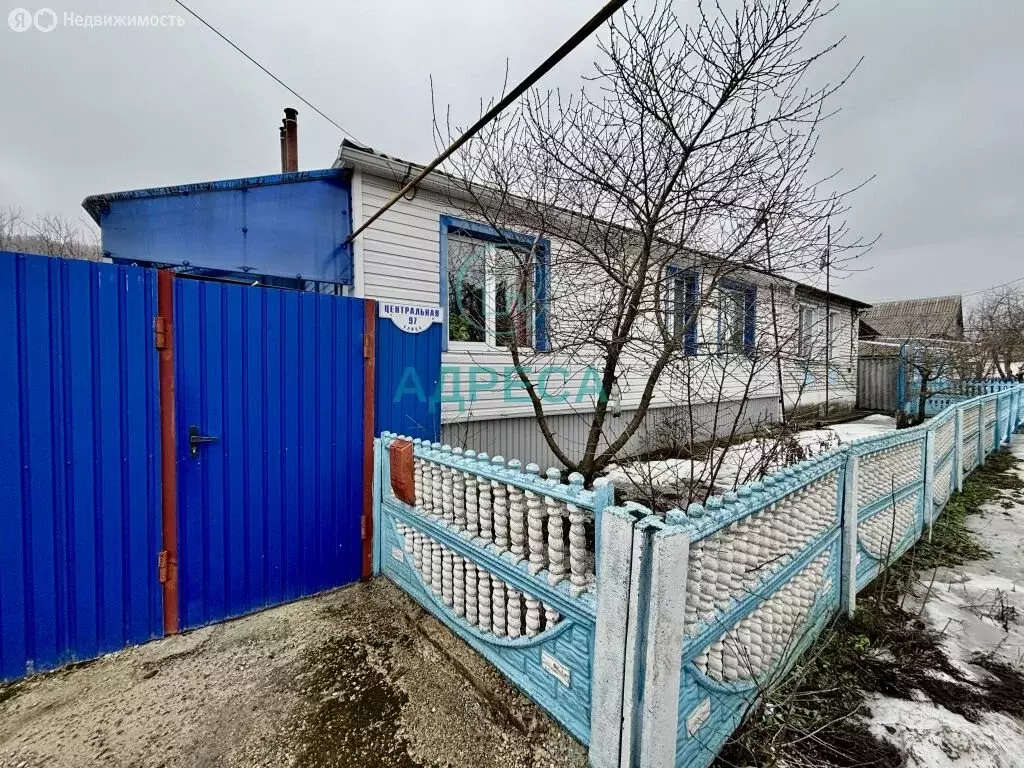 Дом в село Голубино, Центральная улица (86 м) - Фото 1