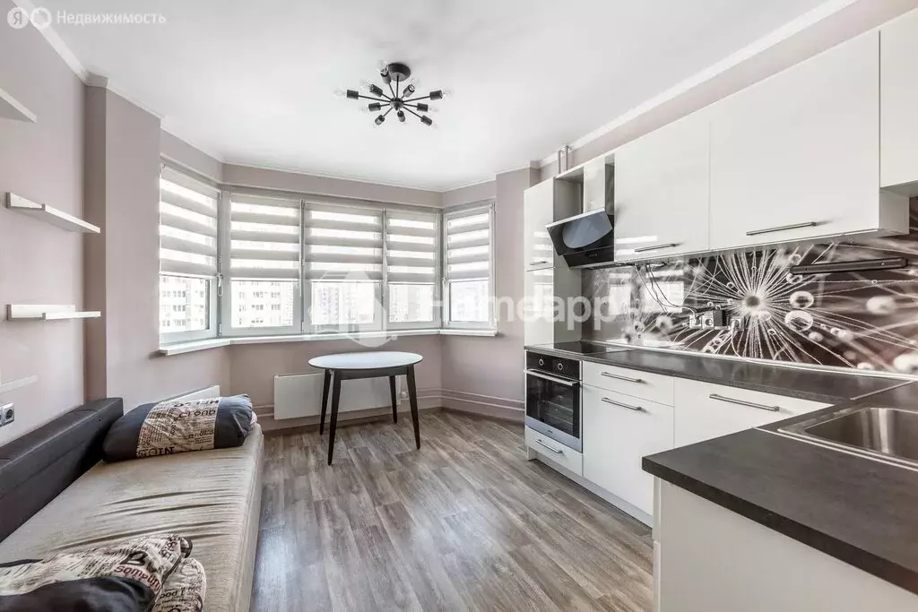 2-комнатная квартира: Москва, улица Недорубова, 11 (60.1 м) - Фото 1