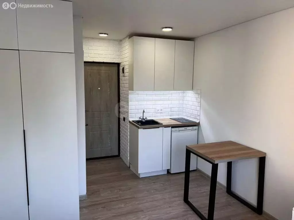 Квартира-студия: Казань, улица Братьев Касимовых, 22/7 (12.5 м) - Фото 2