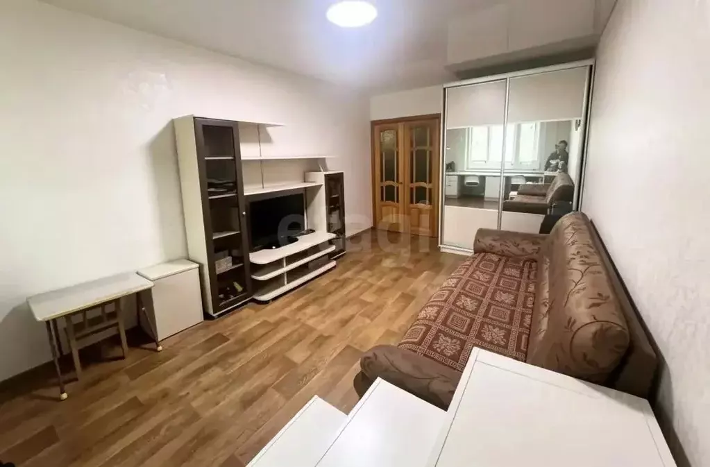 2-к кв. Калмыкия, Элиста 8-й мкр, 8 (47.2 м) - Фото 1