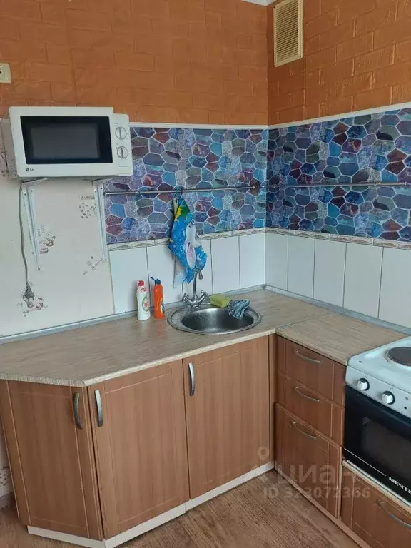 1-к кв. Хакасия, Абакан ул. Вяткина, 43 (30.0 м) - Фото 1
