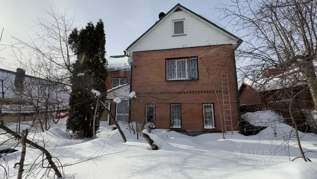 Дом в Московская область, Лобня Солнечная ул., 11 (280 м) - Фото 2