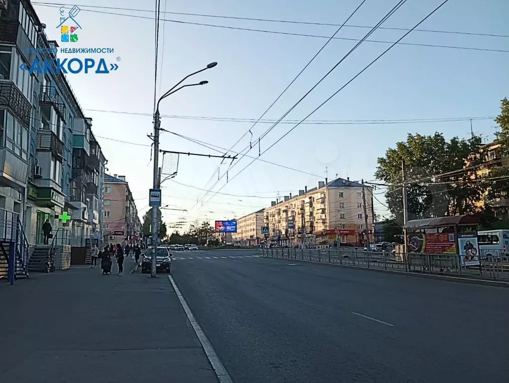 Комната 23,2 м в 6-к., 2/5 эт. - Фото 1