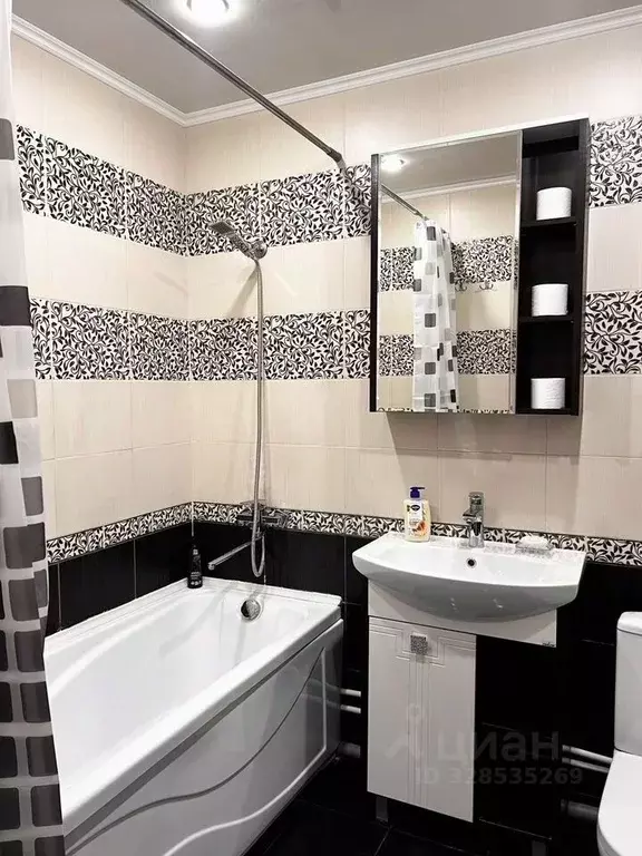 1-к кв. Брянская область, Брянск ул. Комарова, 51 (45.0 м) - Фото 2