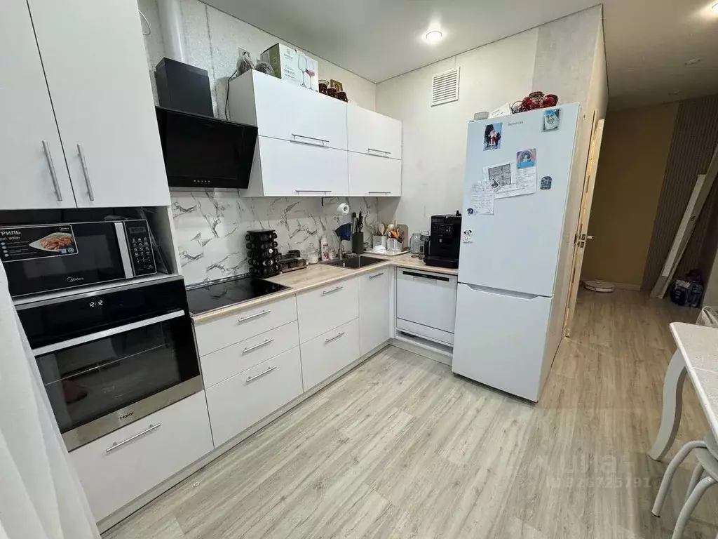 2-к кв. Курганская область, Курган Заозерный жилрайон, 4-й мкр, 31 ... - Фото 1