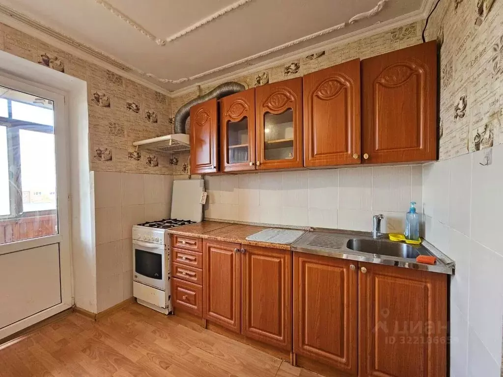 2-к кв. Краснодарский край, Абинск Комсомольский просп., 101А (51.4 м) - Фото 0
