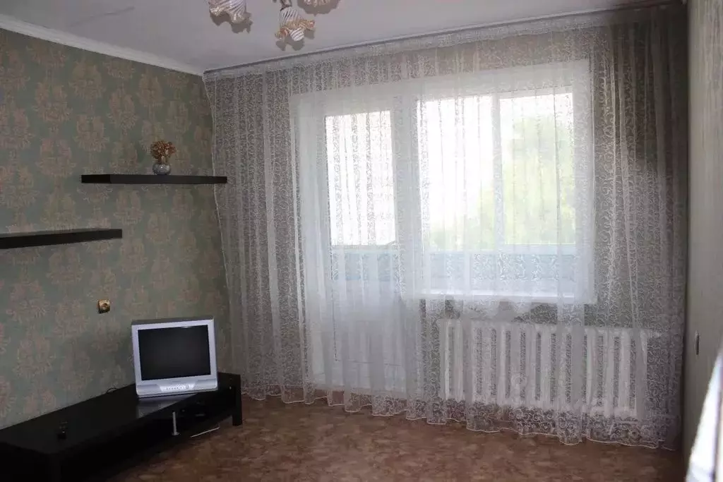 1-к кв. Татарстан, Набережные Челны ул. Шамиля Усманова, 109 (30.0 м) - Фото 2