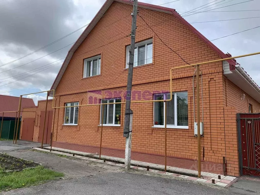 Дом в Тюменская область, Ялуторовск ул. Новикова (200 м) - Фото 0