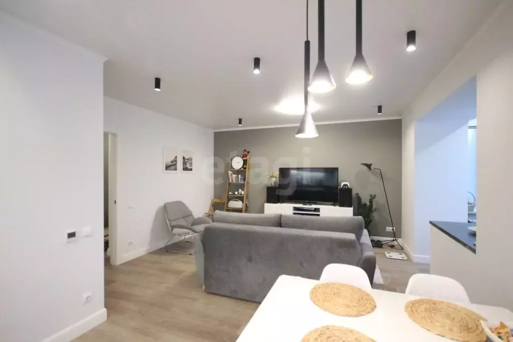 2-к кв. Ямало-Ненецкий АО, Новый Уренгой Советский мкр, 2к2 (56.2 м) - Фото 2