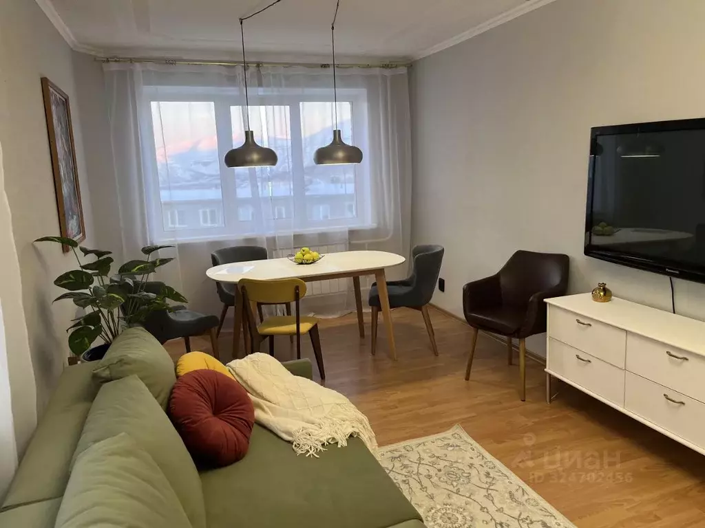 3-к кв. Мурманская область, Кировск ул. 50 лет Октября, 1 (60.0 м) - Фото 1