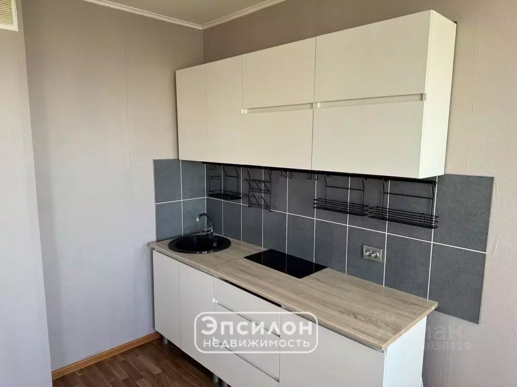 2-к кв. Курская область, Курск просп. Вячеслава Клыкова, 83 (56.4 м) - Фото 2
