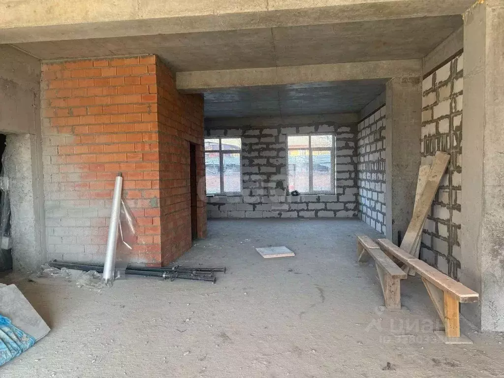 1-к кв. Северная Осетия, Владикавказ ул. Курсантов-Кировцев, 25 (53.0 ... - Фото 1
