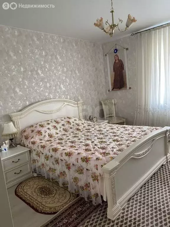 3-комнатная квартира: Барнаул, улица Сергея Семёнова, 14 (98.5 м) - Фото 1