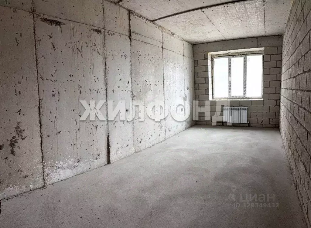 2-к кв. Карачаево-Черкесия, Черкесск Кавказская ул., 56А (82.38 м) - Фото 1
